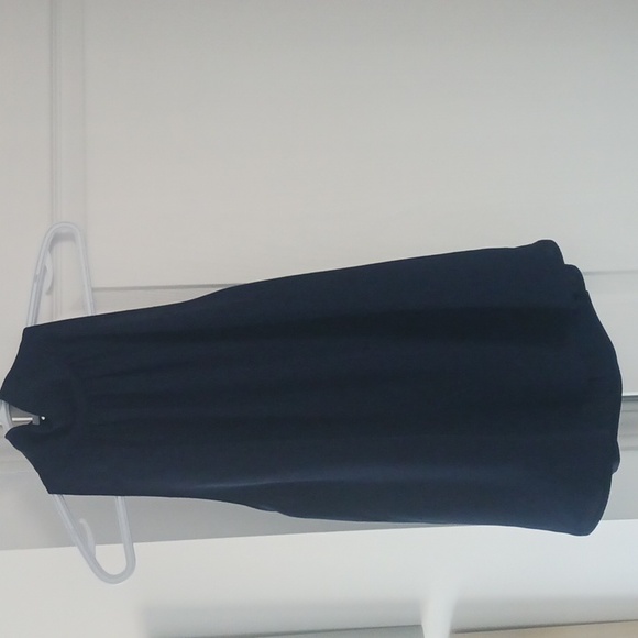 2 Babaton blouse bundle - grey and navy Vitae blouse - Picture 5 of 7